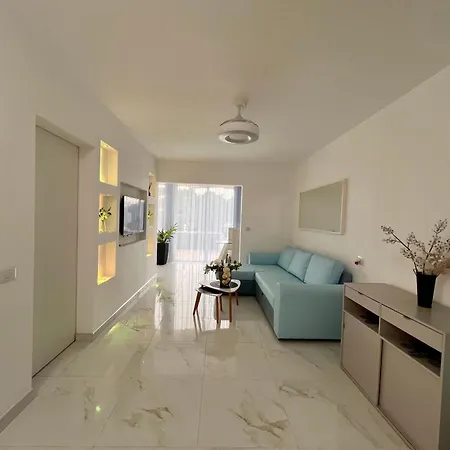 Апартаменти Serene Flat In Location Overlooking Siam Park *