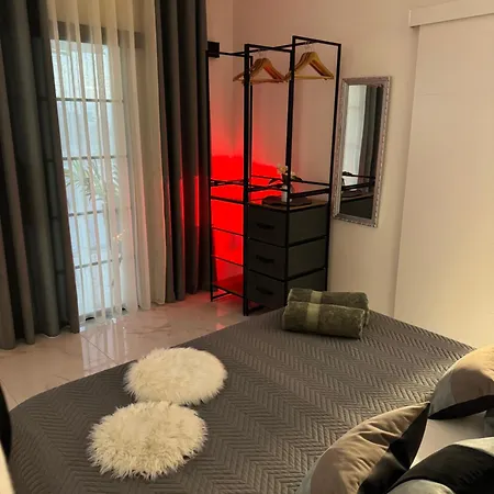 Serene Flat In Location Overlooking Siam Park *