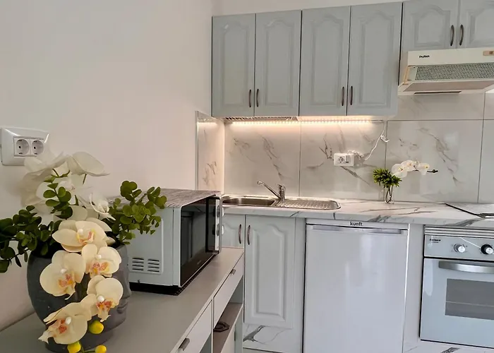 Serene Flat In Location Overlooking Siam Park *