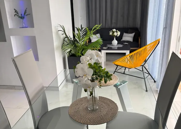 Serene Flat In Location Overlooking Siam Park *