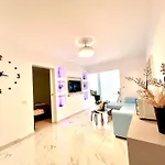 Апартаменти Serene Flat In Location Overlooking Siam Park *