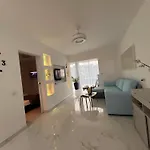 Апартаменти Serene Flat In Location Overlooking Siam Park *