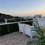 Апартаменти Serene Flat In Location Overlooking Siam Park Адехе