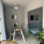 Serene Flat In Location Overlooking Siam Park Апартаменти