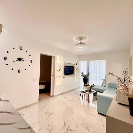 아파트 Serene Flat In Location Overlooking Siam Park *