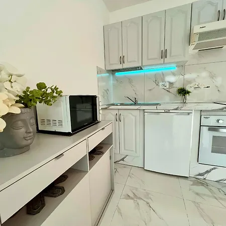 Serene Flat In Location Overlooking Siam Park 아파트 아데제