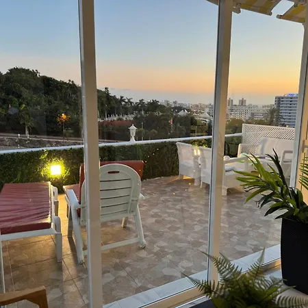 Апартаменты Serene Flat In Location Overlooking Siam Park Адехе