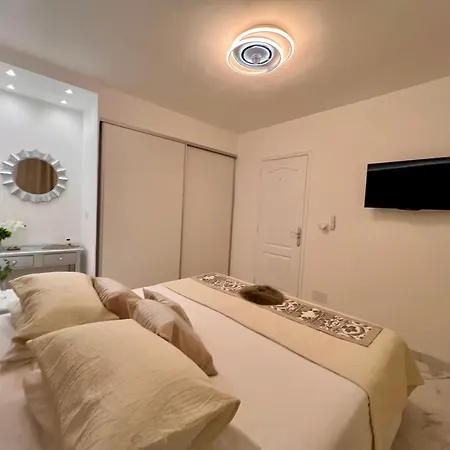 Serene Flat In Location Overlooking Siam Park * Адехе