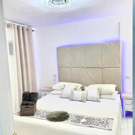 Serene Flat In Location Overlooking Siam Park * 아데제