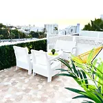 Serene Flat In Location Overlooking Siam Park 아데제